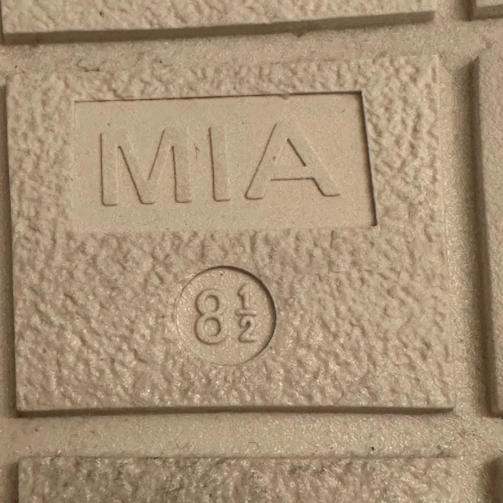 Mia Gabri Crocheted Slip-on Sandals in Bone, Size 8.5. - Picture 12 of 12